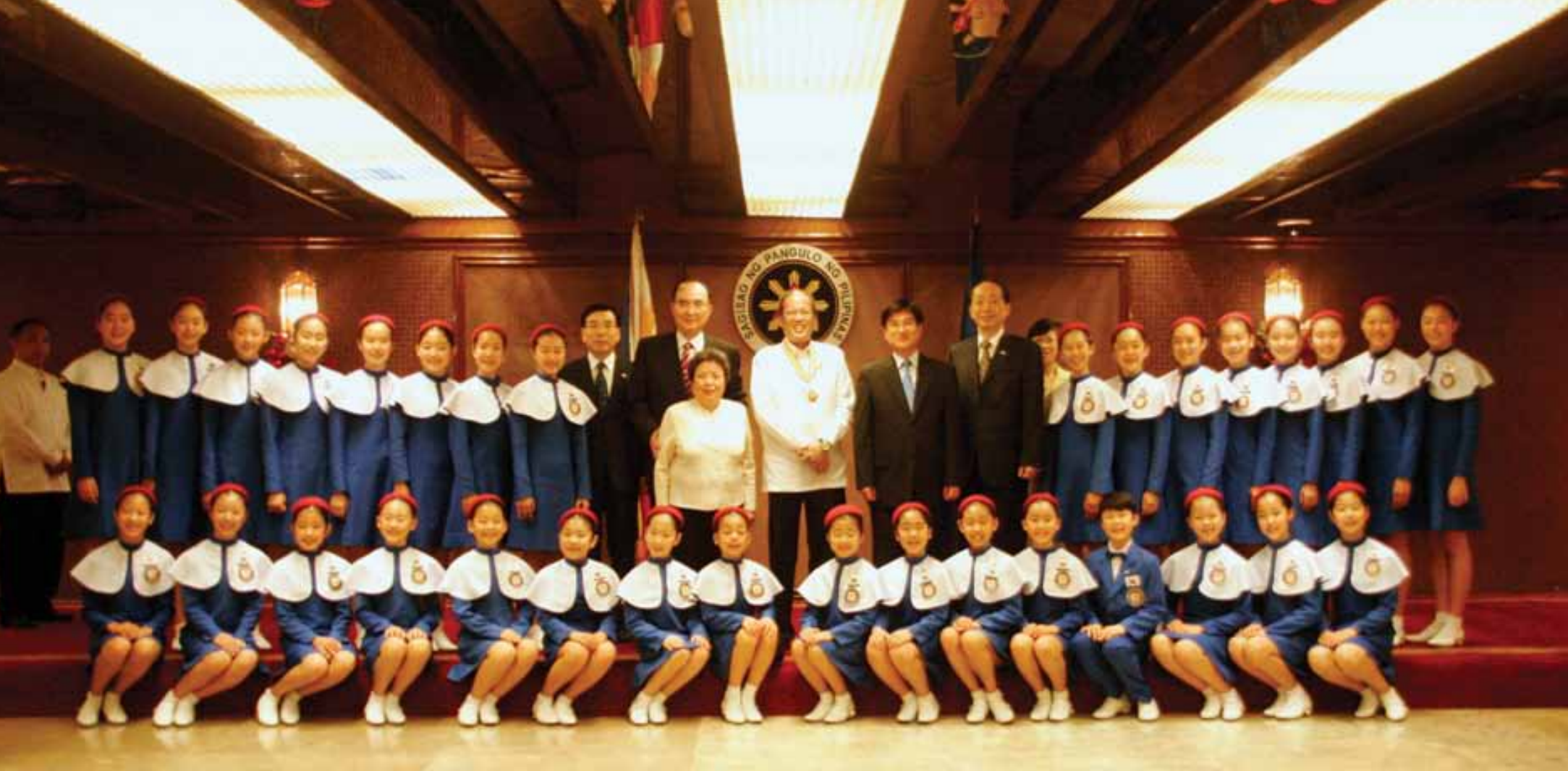 Little Angels courtesy call at Malacañang with President Aquino III